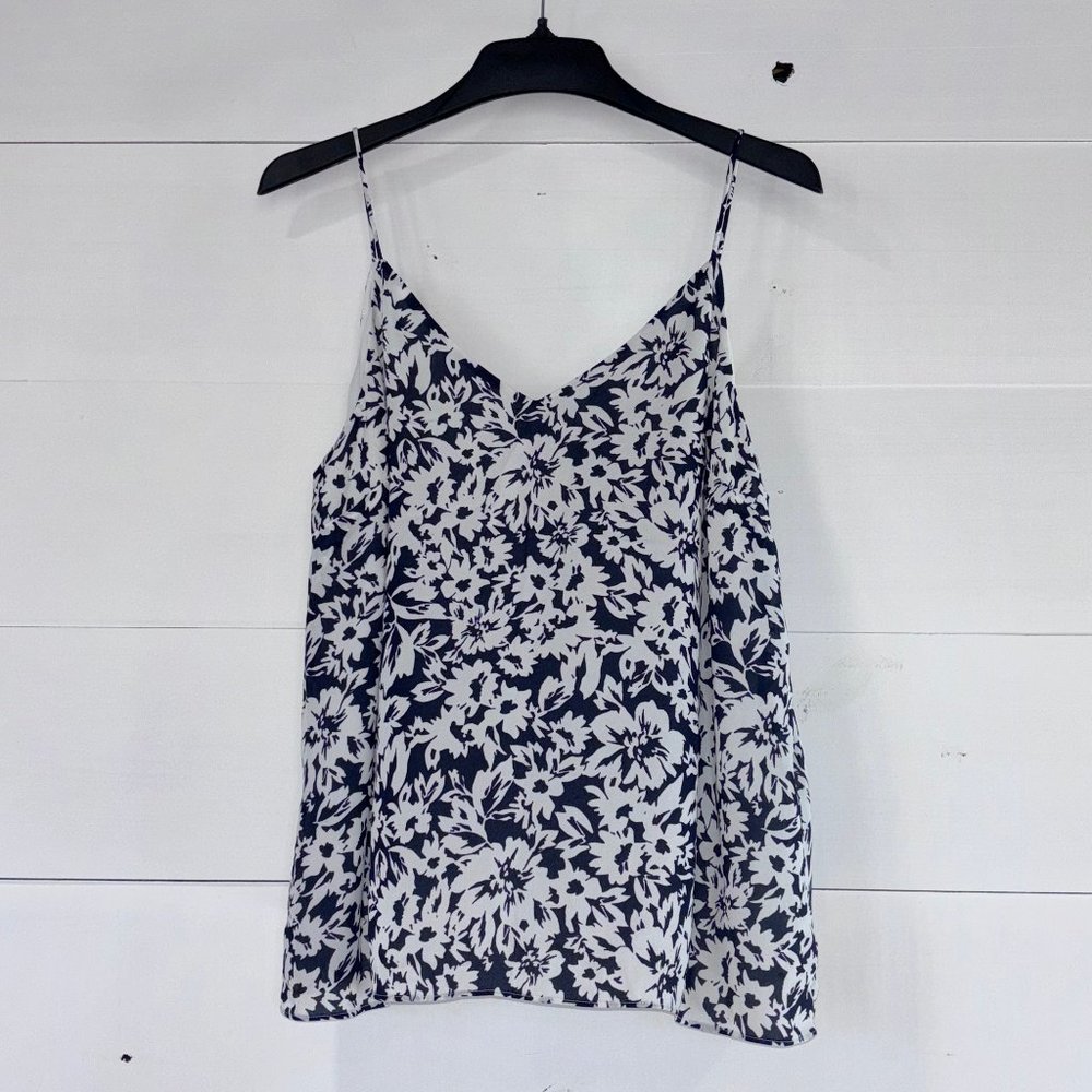 NWOT H&M Spaghetti Strap V-Neck and Deeper V-Back Lined Blouse L